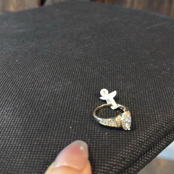 Elegant 14K Gold Plated Diamond Cubic Zirconia Ring Sz-7 - Picture 13 of 13
